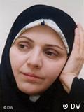 فریبا داوودی مهاجر هدف از ارائه آمار غلط از سوی یک مقام انتظامی را «تلاش برای ورود هرچه بیش‌تر حاکمیت ایران به عرصه‌ی خصوصی مردم» می‌داند