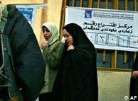 Women line up to vote