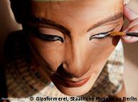 Nefertiti replica being painted 