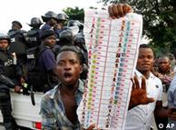 Congolese opposition supporter with ballot