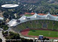 Cobertura em membrana acrílica do Estádio Olímpico de Munique, construído entre 1968 e 1972
