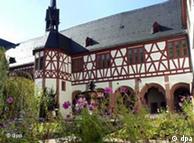 El convento de Eberbach , en Eltville, a orillas del Rín. Construcción del Siglo XIV.