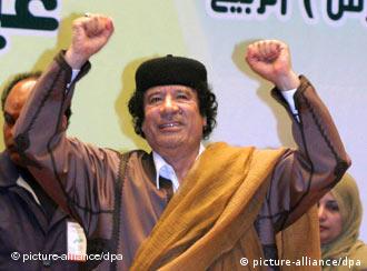 أنباء عن هروب القذافي إلى فنزويلا وأجهزته تختفي من العاصمة 0,,1935986_4,00