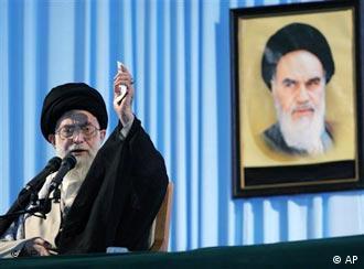 آیت‌الله خامنه‌ای: اصلی‌دانستن حمله به کوی دانشگاه و حوادث کهریزک یک ظلم بزرگ است