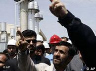 محمود احمدی‌نژاد، در تاسیسات هسته‌ای اراک