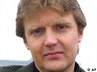 Alexander  Litvinenko before his 2006 death