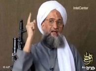 ايمن الظواهري، هل سينقذ القاعدة من أزمة القيادة  ويخلف بن لادن في قيادة التنظيم؟