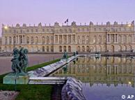 View of the western facade of the Chateau de Versailles