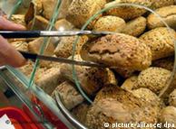 الخبز الالماني يفضح رئيس البلاد 0,,2366785_1,00