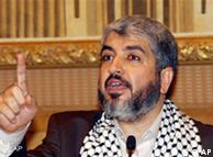 خالد مشعل، که گفته می‌شود رهبری حماس را به اسماعیل هنیه سپرده است