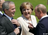 Merkel recibió a Bush (izq.) en Heiligendamm.