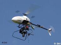 Minihelicóptero utilizado en las investigaciones para escaneo láser y fotogrametría aérea.