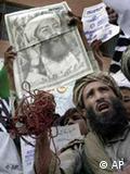 تظاهرات 
اسلام‌گرایان در روالپندی پاکستان در حمایت از بن‌لادن 