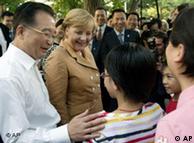 2007年8月27日，两国总理在北京