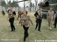 Angela Merkel en Afganistán (03.11.2007).
