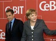 Angela Merkel (dcha.) y Nicolas Sarkozy: más cooperación.