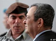 گابی 
اشکنازی، رئیس ستاد مشترک ارتش اسرائيل و اهود باراک، وزیر دفاع این کشور