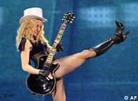 Феновете на Мадона в България не послушаха БПЦ