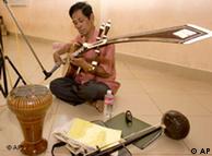 Cambodian musician plays traditional 