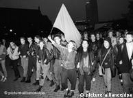 Young people march during a Monday demo in Berlin in October 1989 