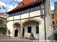 Casa donde nació Martin Lutero, en la ahora llamada Lutherstraße 16, en la localidad de Eisleben, Sajonia Anhalt.   
