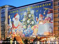 莱比锡圣诞市场的巨型“基督降临节节历”