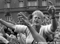 A 4 de setembro de 1989 em Leipzig, centenas de pessoas protestaram contra a proibição de sair da Alemanha Oriental