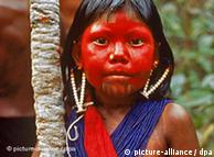 Jovem índia caiapó da região da Amazônia