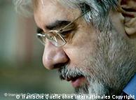موسوی گفت که فعالان سیاسی «به خاطر دفاع از ارزشها و آرمانهای این ملت زندانی شده‌اند و این مسئله یک مسئلۀ ملی است و ملی باقی خواهد ماند.»