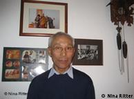 Jampa Kelsang Phukang, Tibetologiedozent an der Uni Bonn. Foto Nina Ritter f. DW undatiert