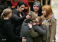 هشت دانش‌آموز دختر و یک دانش‌آموز پسر هدف گلوله‌های جوان ۱۷ ساله‌ی آلمانی شدند