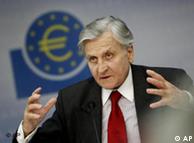 Ο πρόεδρος της ΕΚΤ Ζαν-Κλοντ Τρισέ - ανησυχίες για το ελληνικό δημόσιο χρέος