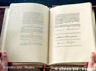 Hace 60 años, entró en vigor la Ley Fundamental alemana.