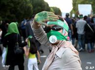  استفاده از راهپیمایی روز قدس برای نشان‌دادن اعتراض مجدد به نتیجه‌ی اعلام‌شده‌ی انتخابات ریاست جمهوری به بحث روز هواداران جنبش سبز بدل شده است