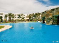 Der Swimmingpool im Magic Life Africana Imperial in Tunesien Pressefoto: TUI