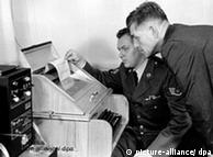 Військові у Вашингтоні налагоджують телеграфний зв'язок з Москвою, 1963 рік 