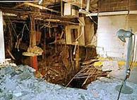 O atentado de 1993 abriu uma cratera no subsolo do WTC