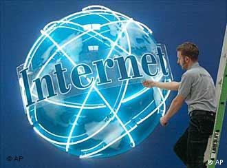 مهرجان للإنترنت في تونس لتشجيع استخدام التكنولوجيا الحديثة 0,,471256_4,00