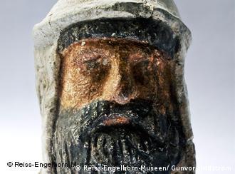 Κεφαλή Ελληνοβακτριανού ηγεμόνα - Εθνικό Μουσείο Ντουσανμπέ στο Ουζμπεκιστάν (2-3 αι. μ.Χ.)