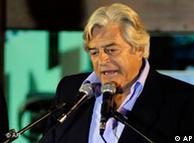 Luis Alberto Lacalle disputará a Mujica la segunda vuelta electoral.