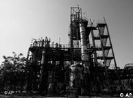 1984年12月3日，印度这家工厂发生毒气泄漏事故