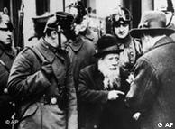 Perseguição aos judeus começou logo após a ascensão de Hitler ao poder
