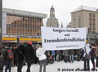 Демонстрация против неонацистов в Дрездене