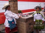 Nova geração de fogões: Mulheres peruanas adotam modelo ecológico