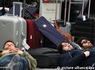 Passageiros  presos no aeroporto de Frankfurt.