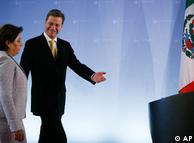 German Foreign Minister Guido Westerwelle, right, and his counterpart from Mexico Patricia Espinosa arrive for a news conference after a meeting in Berlin, Thursday, April 29, 2010. (AP Photo/Markus Schreiber)