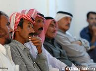 مزارعون أردنيون في احدى جلسات المشورة حول استخدام المياه