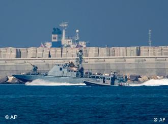 Guarda costeira isralense vigia porto de Ashdod