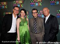 Diretores 
Felix (e) e Percy Adlon com os atores Johannes Silberschneider e Barbara
 Romaner na pré-estreia em Munique