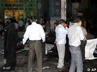 ترور و خشونت
 در استان سیستان و بلوچستان در سال‌های اخیر گاه و بی‌گاه اتفاق افتاده 
است- عکس از نفجار در مسجدی در زاهدان در تیرماه ۱۳۸۹